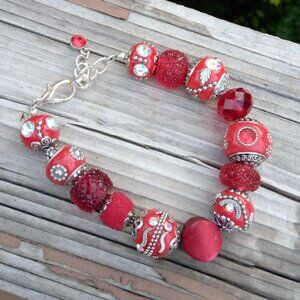 Red & silver decorative bracelet (J11)